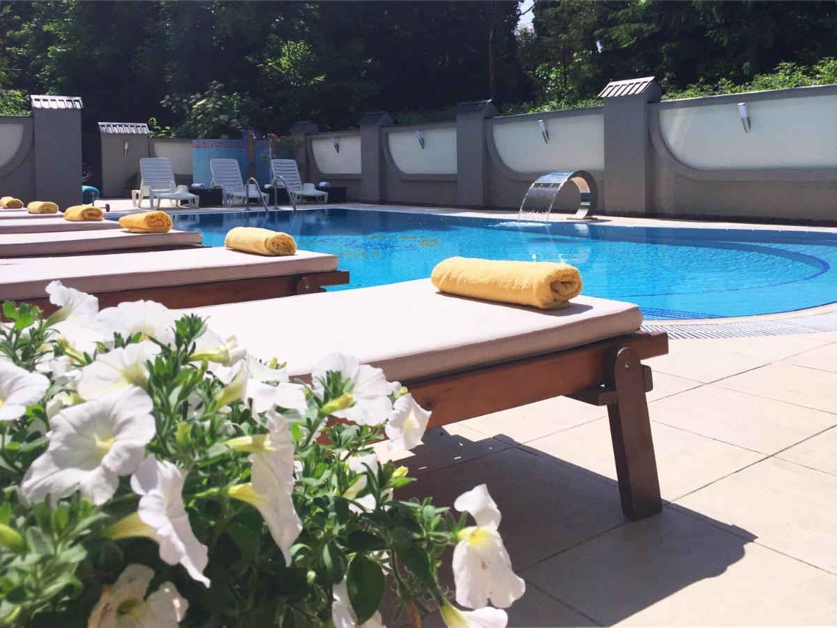Apartment Eney Lviv Ngoại thất bức ảnh