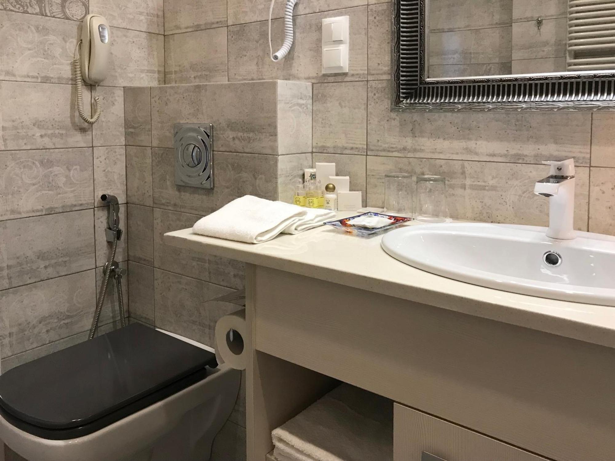 Apartment Eney Lviv Ngoại thất bức ảnh