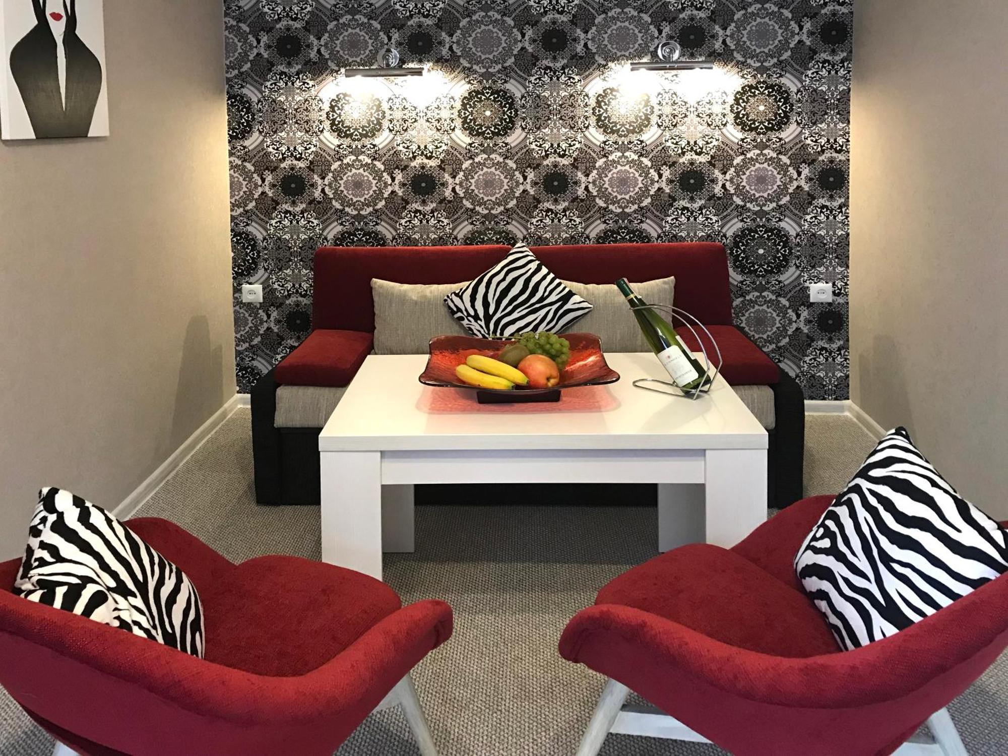 Apartment Eney Lviv Ngoại thất bức ảnh