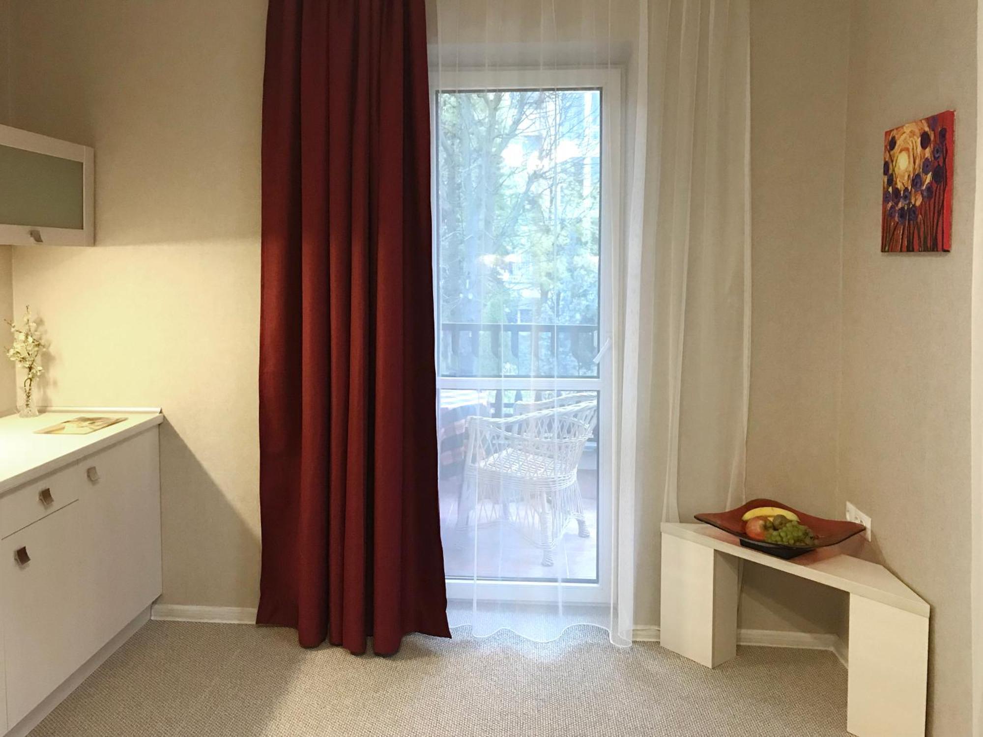 Apartment Eney Lviv Ngoại thất bức ảnh