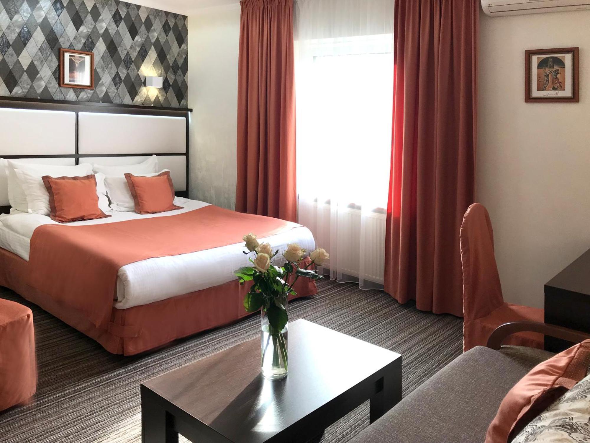 Apartment Eney Lviv Ngoại thất bức ảnh